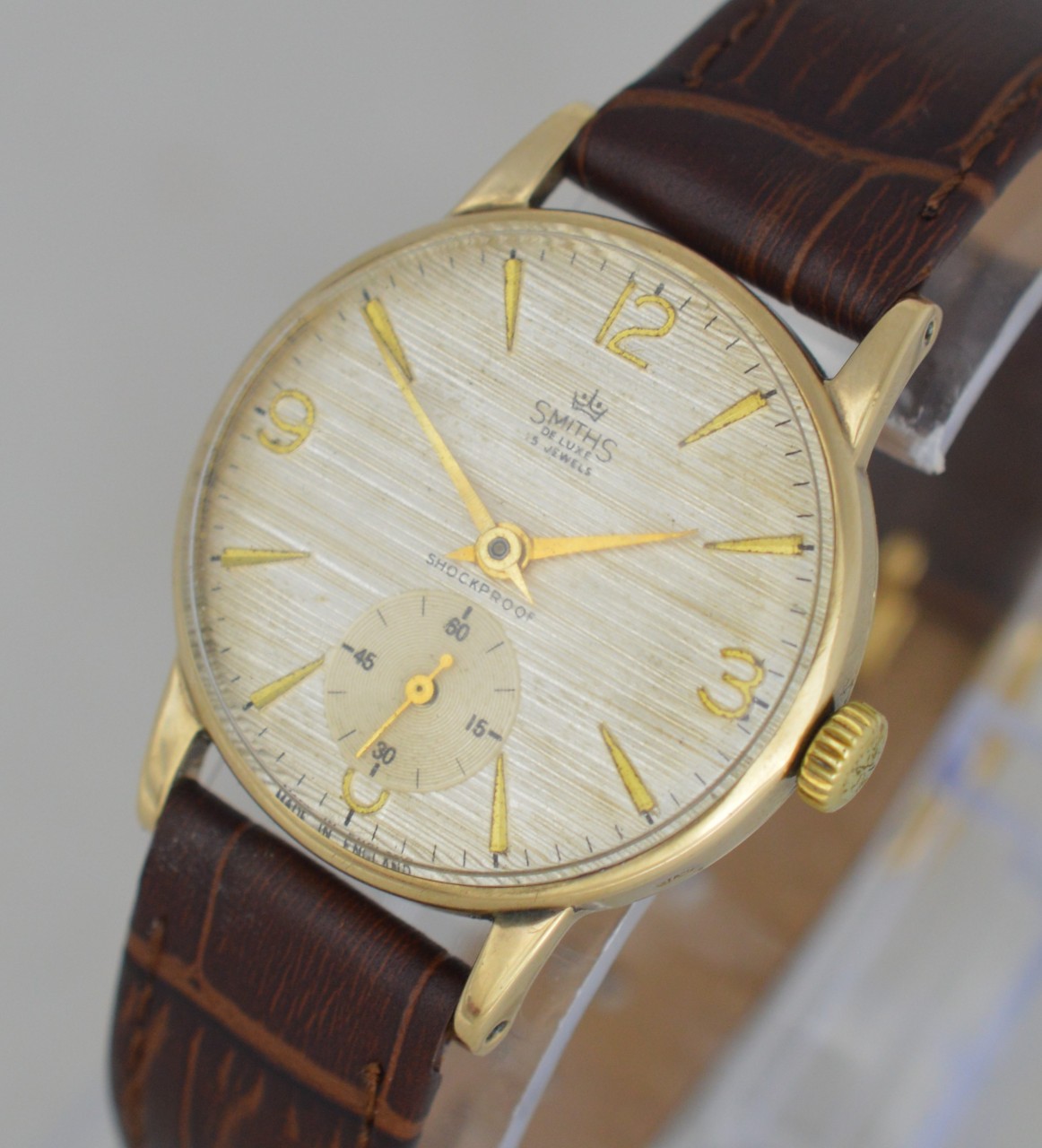 1965 Smiths De Luxe 9K Gold Wristwatch - Blog
