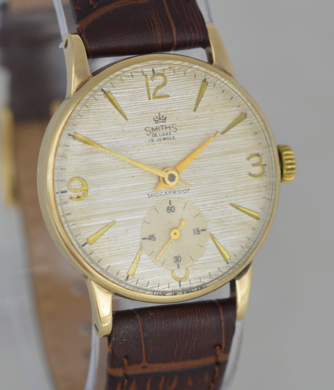 1965 Smiths De Luxe 9K Gold Wristwatch - Blog
