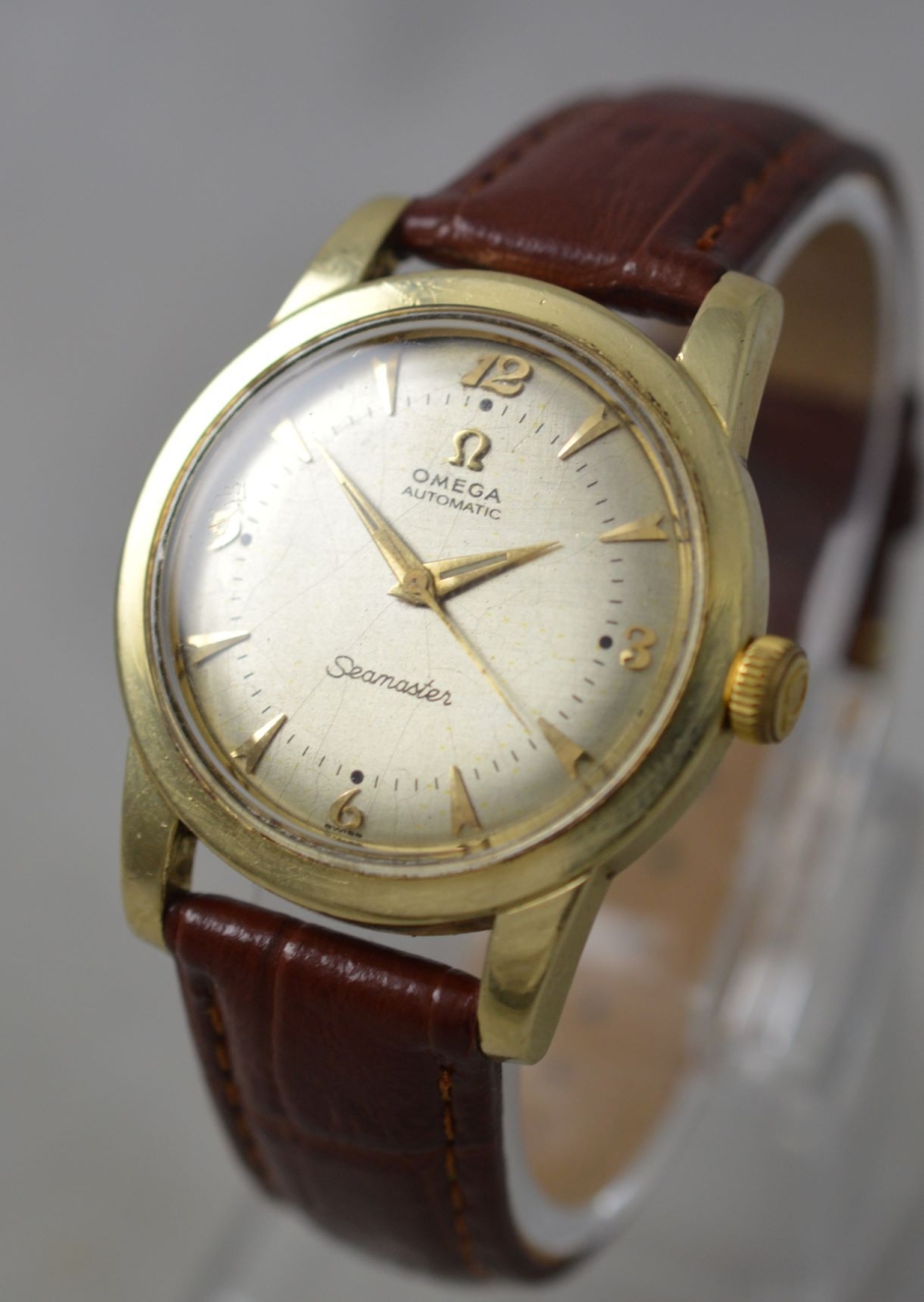 1952 Omega Seamaster one of the first bumper Automatic Date Wristwatch Model 2627-5 in steel